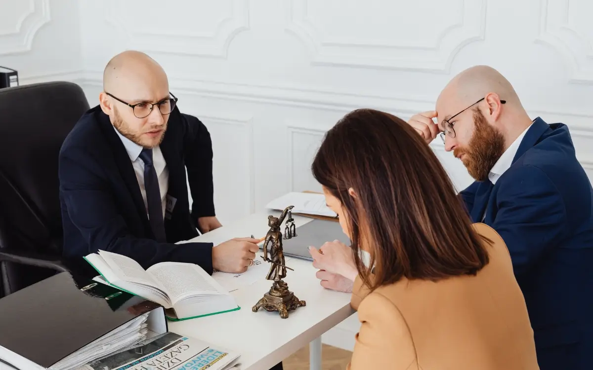 Abogado contra Estafa Móstoles